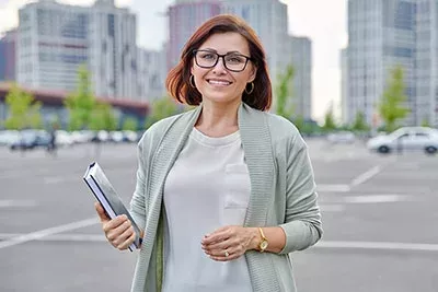 Женщина в возрасте 
